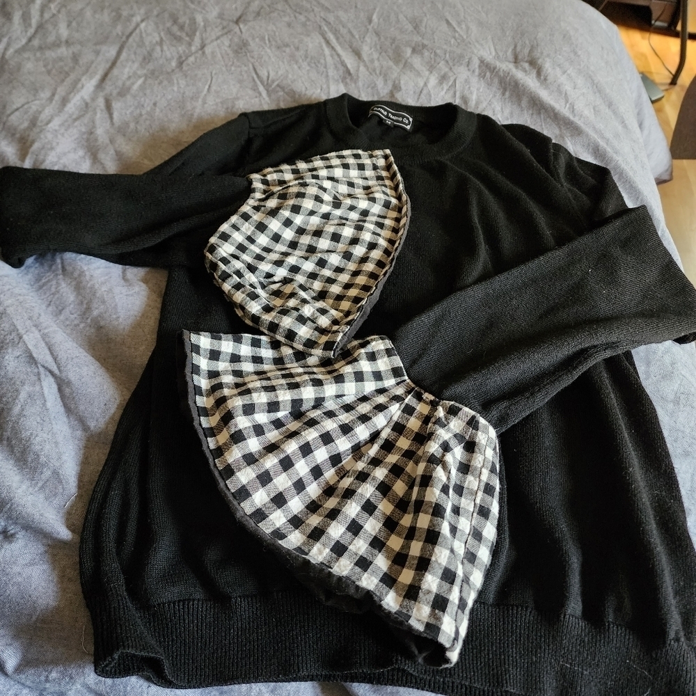 A - Buffalo Trading Co Black Sweater